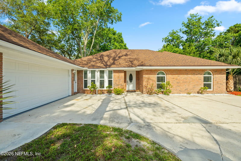 4535 Whispering Inlet Dr, Jacksonville, FL 32277