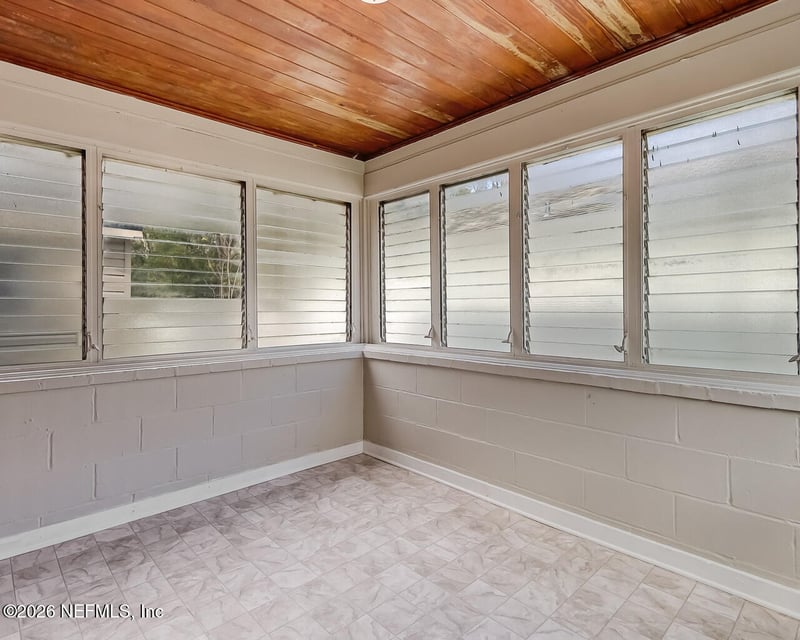 1064 Woodstock Ave, Jacksonville, FL 32254