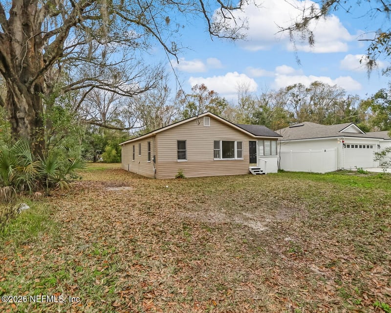 1064 Woodstock Ave, Jacksonville, FL 32254