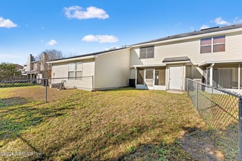 5528 Cabot Dr, Jacksonville, FL 32244