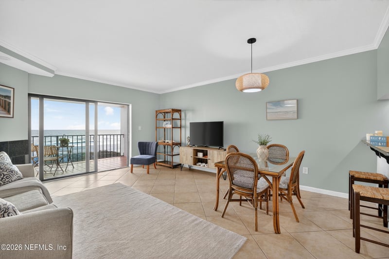 829 1st St #3-D, Jacksonville Beach, FL 32250