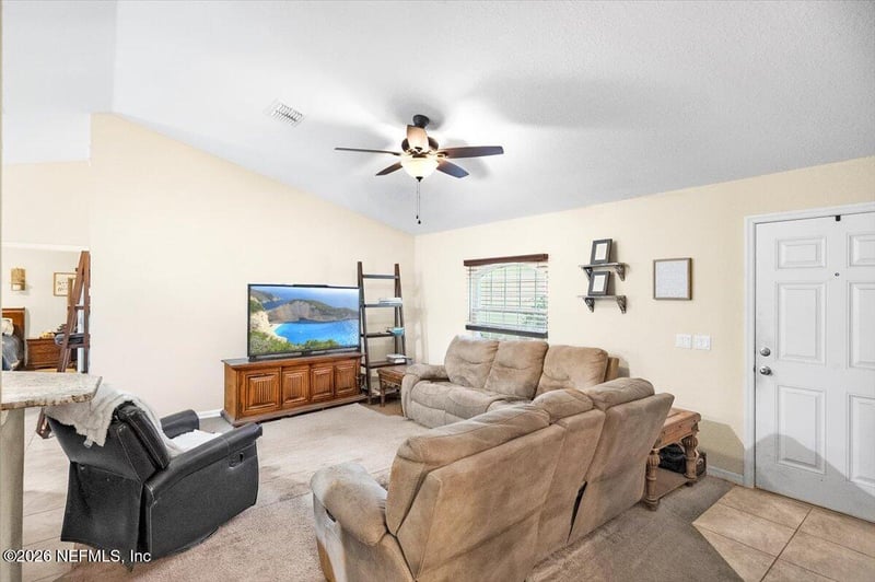 18 Pine Track Ter, Ocala, FL 34472