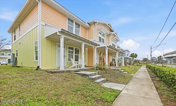 156 Sandy Beach Ln, Atlantic Beach, FL 32233