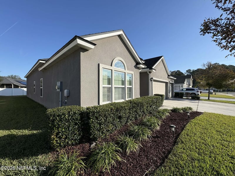 5427 Parkside Lakes Dr, Jacksonville, FL 32257