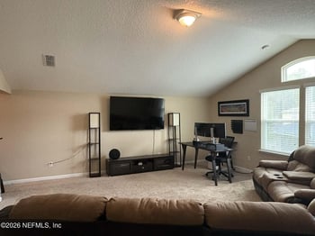 5427 Parkside Lakes Dr, Jacksonville, FL 32257