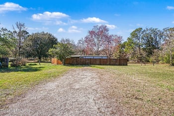 16032 Blyler Rd, Jacksonville, FL 32218