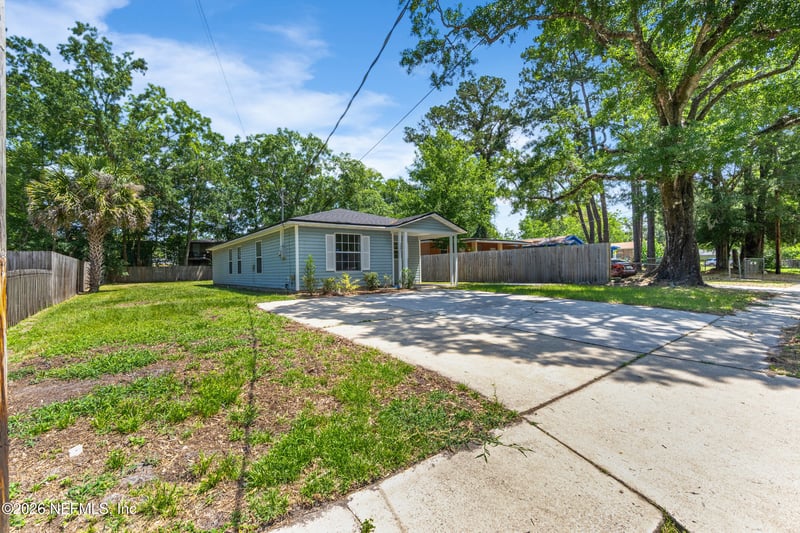 1961 Spring Drive Rd, Jacksonville, FL 32209