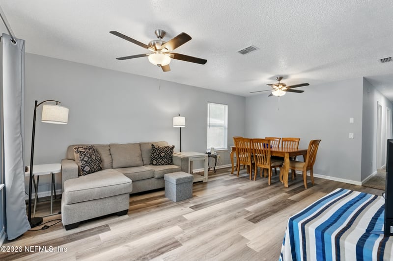 1961 Spring Drive Rd, Jacksonville, FL 32209