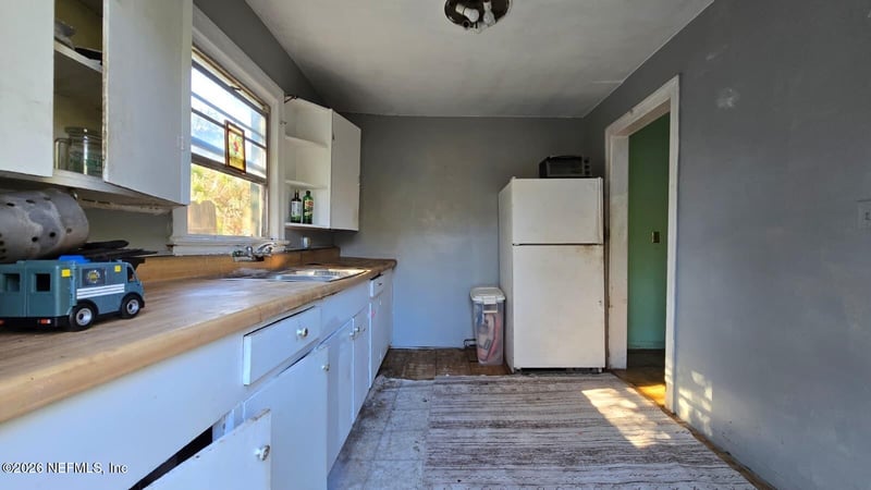 2323 Parental Home Rd, Jacksonville, FL 32216