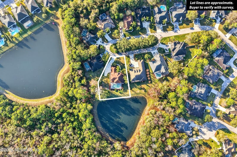 237 Strawberry Ln, St Johns, FL 32259