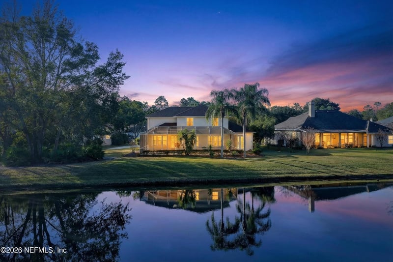 237 Strawberry Ln, St Johns, FL 32259