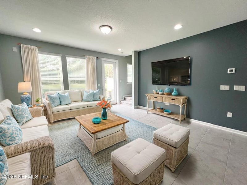 11264 Minnetta Ct, Jacksonville, FL 32256