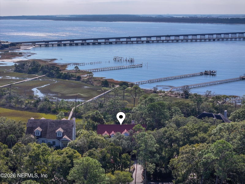 135 Long Point Dr, Fernandina Beach, FL 32034