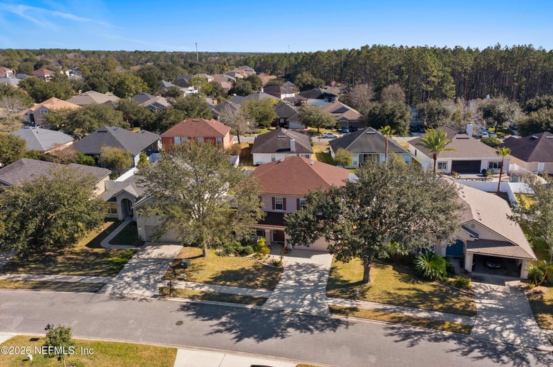 3231 Wandering Oaks Dr, Orange Park, FL 32065