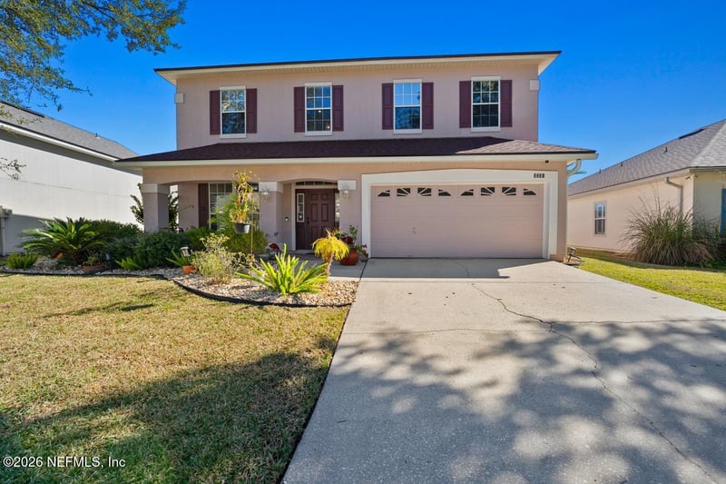 3231 Wandering Oaks Dr, Orange Park, FL 32065