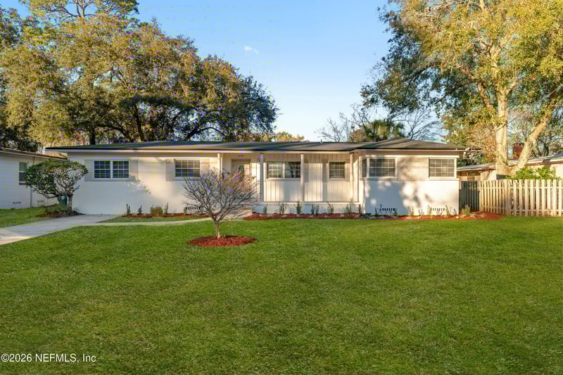 3759 Via De La Reina, Jacksonville, FL 32217