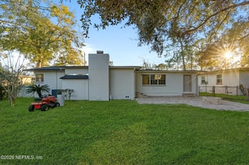 3759 Via De La Reina, Jacksonville, FL 32217