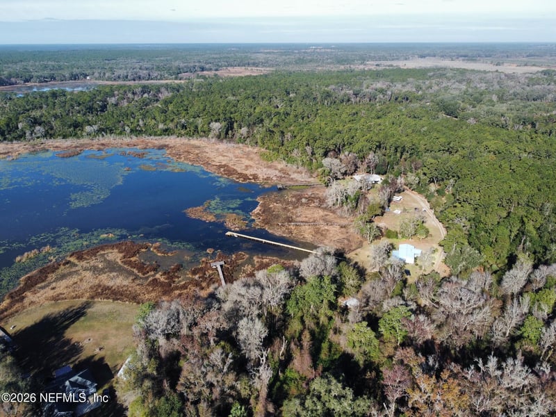 211 Walker Dr, Interlachen, FL 32148