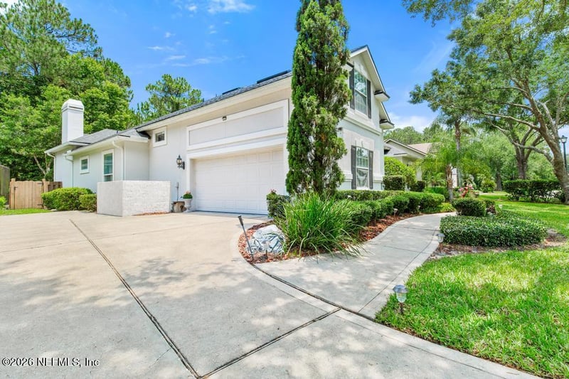 7843 Mount Ranier Dr, Jacksonville, FL 32256