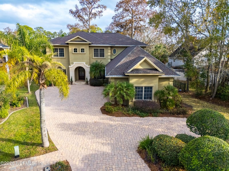 8881 Shining Oak Ct, Jacksonville, FL 32217