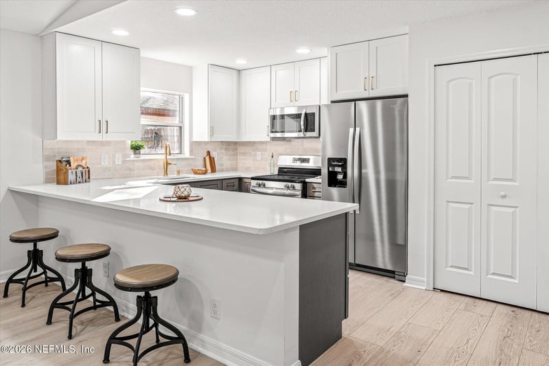 751 Camelia St, Atlantic Beach, FL 32233