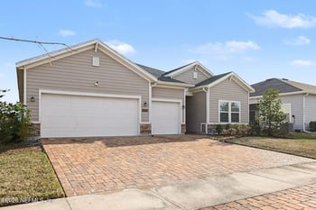 2735 White Cedar Ln, Green Cove Springs, FL 32043