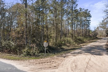 8701 Poppy Ct, Middleburg, FL 32068