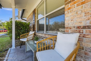 1052 Penman Rd, Jacksonville Beach, FL 32250