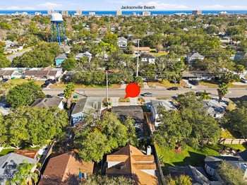 1052 Penman Rd, Jacksonville Beach, FL 32250