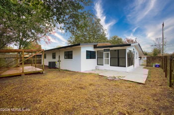 7462 Sharbeth Dr, Jacksonville, FL 32210