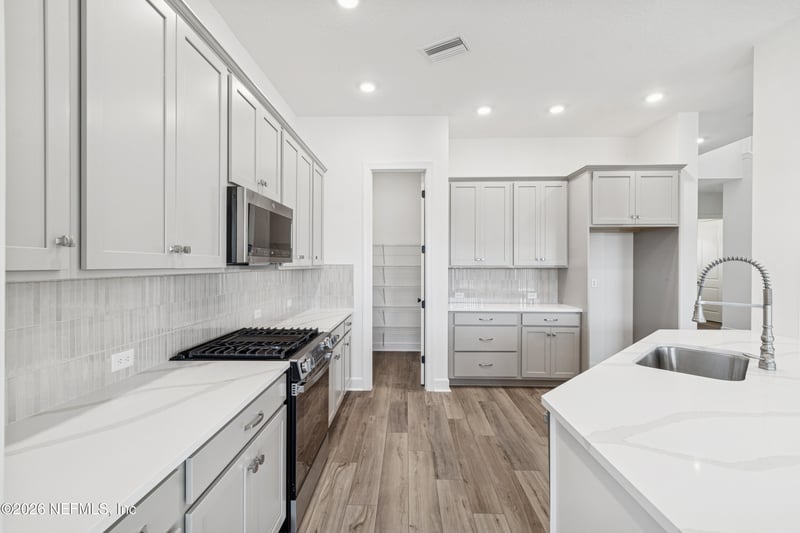 320 Sutton Dr, Ponte Vedra, FL 32081