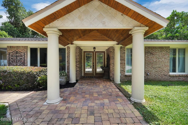 831 Arthur Moore Dr, Green Cove Springs, FL 32043