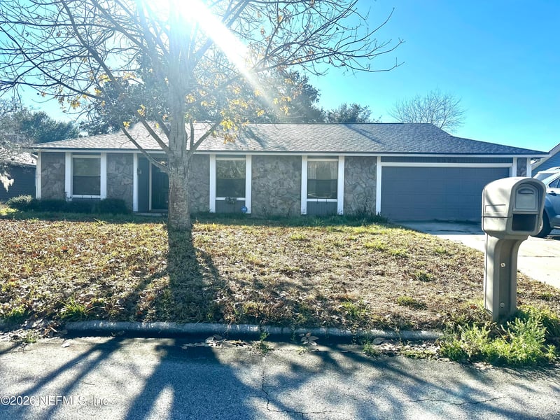 5326 Tilting Oaks Ct, Jacksonville, FL 32258