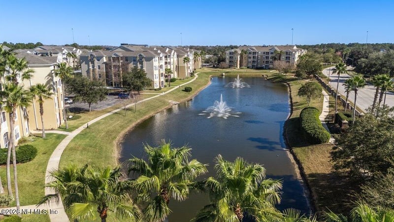 7801 Point Meadows Dr #2302, Jacksonville, FL 32256