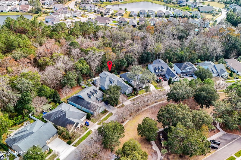 560 Sternwheel Dr, St Johns, FL 32259