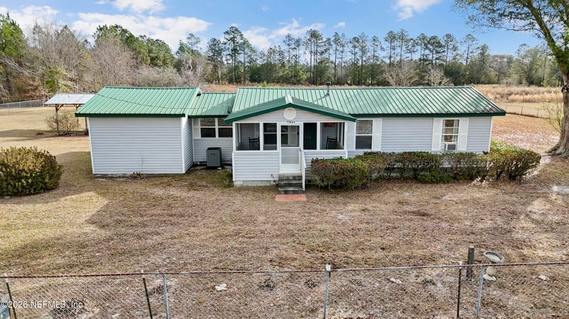 7361 Fred Perry Rd, Glen St Mary, FL 32040