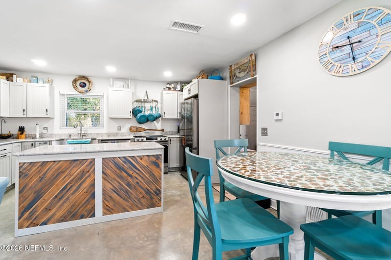 200 Bass Dr, Crescent, FL 32112