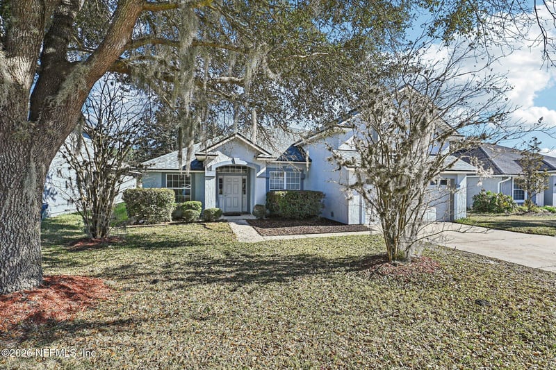 14221 Sea Eagle Dr, Jacksonville, FL 32226