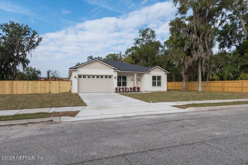 934 Anna Ave, Orange Park, FL 32073