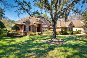 586 Thornwood Ln, Orange Park, FL 32073