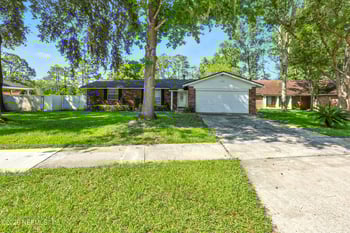 11599 Lake Ride Dr, Jacksonville, FL 32223