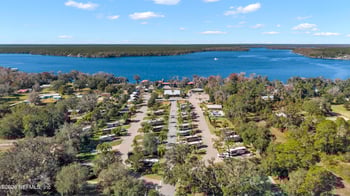 671 Live Oak Loop, Crescent, FL 32112