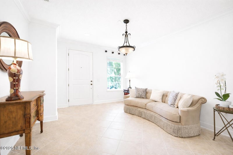 6129 Clearsky Dr, Jacksonville, FL 32258