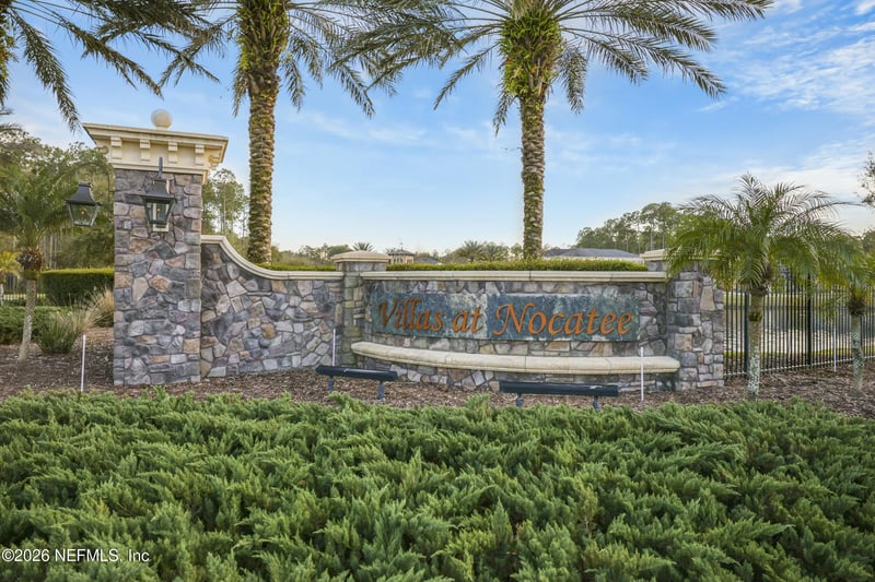 446 Wingstone Dr, Jacksonville, FL 32081