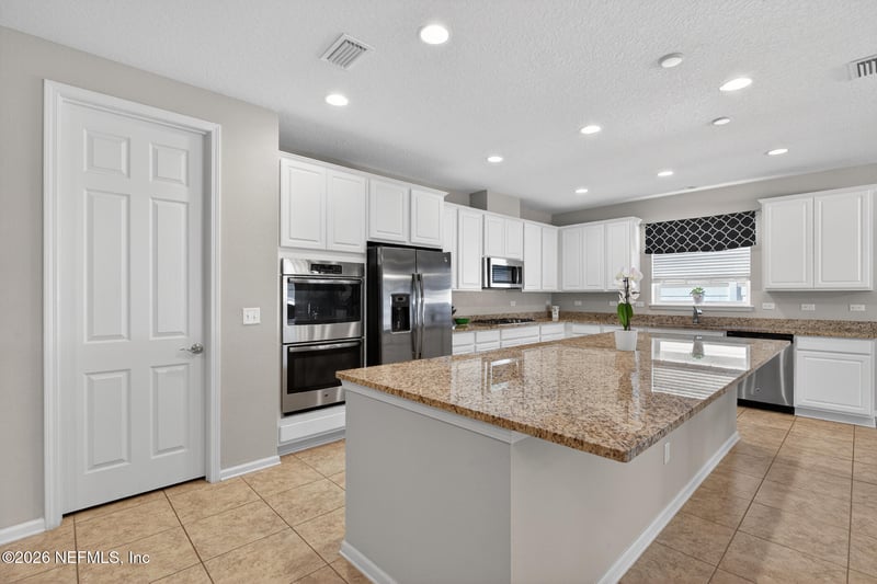 4739 Grace Farms Ln, Jacksonville, FL 32258