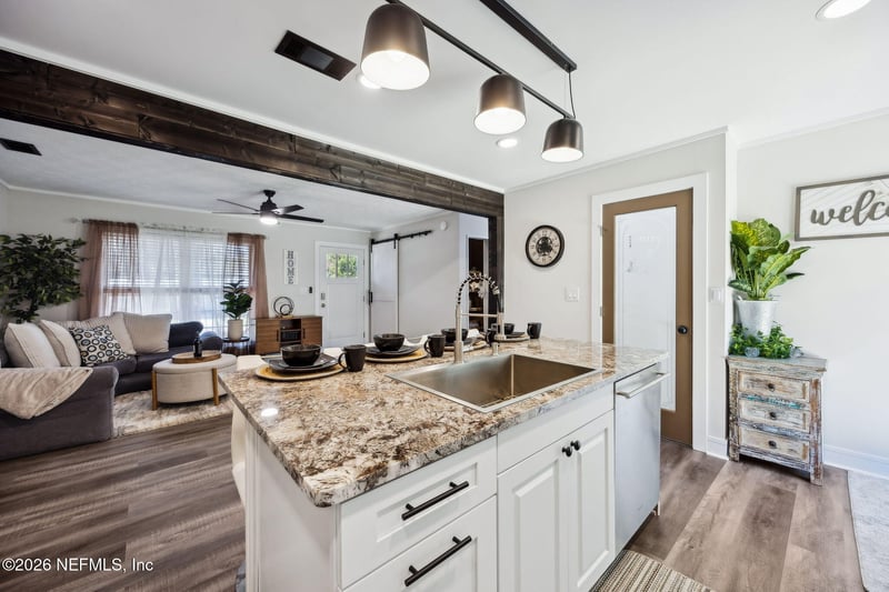 1010 15th St, Fernandina Beach, FL 32034