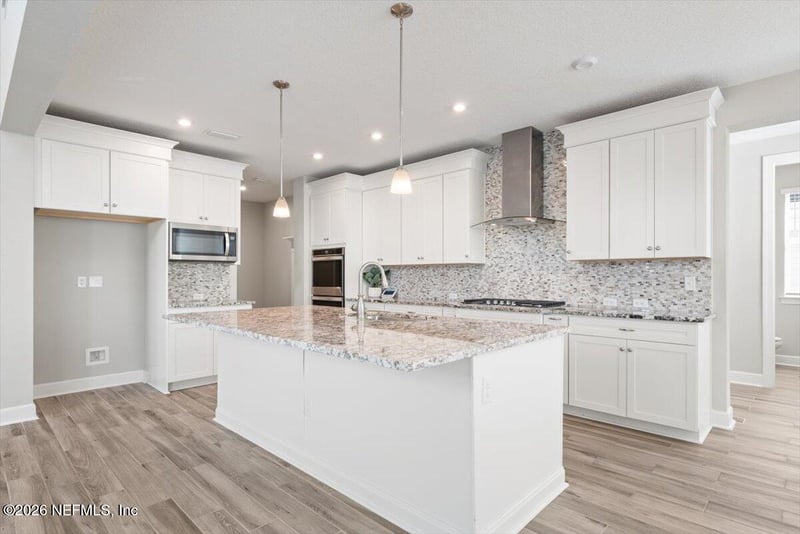 335 Weathered Edge Dr, St Augustine, FL 32092