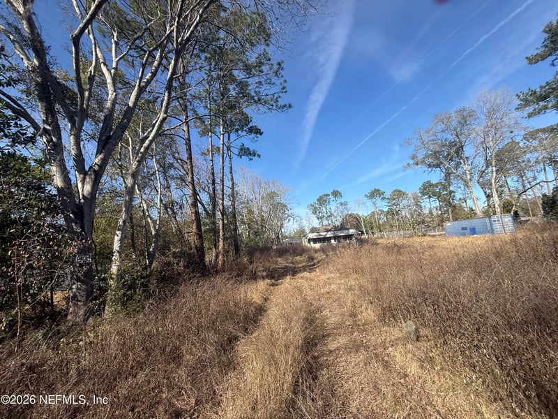 8657 Beaver St, Jacksonville, FL 32220