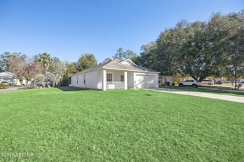 5581 Oak Crossing Dr, Jacksonville, FL 32244