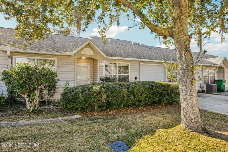 1018 Grand Hickory Cir, Holly Hill, FL 32117